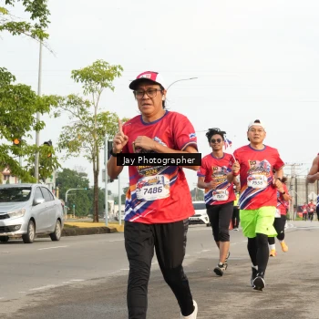 Runner Photo 5975141
