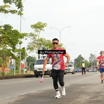 Runner Photo 5975196