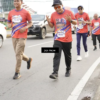 Runner Photo 5975327