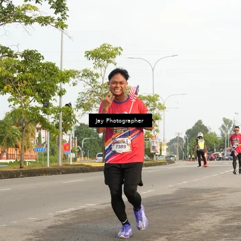 Runner Photo 5975341