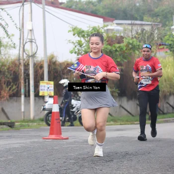 Runner Photo 5975449