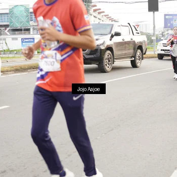 Runner Photo 5975516