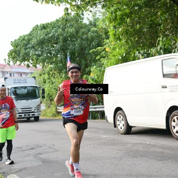 Runner Photo 5975540