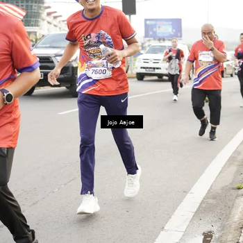 Runner Photo 5975596