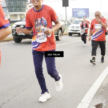 Runner Photo 5975698