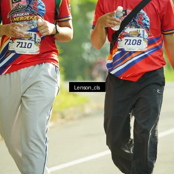 Runner Photo 5975741