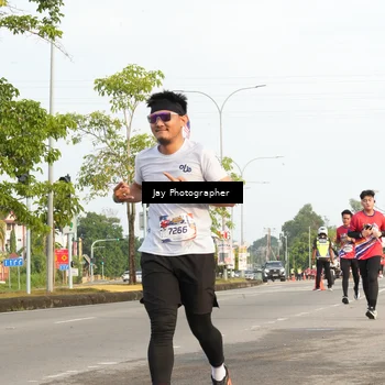 Runner Photo 5975754