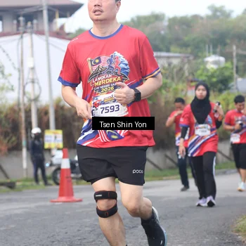 Runner Photo 5975777