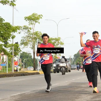 Runner Photo 5975846