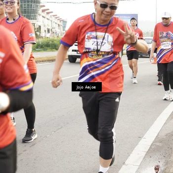 Runner Photo 5975877