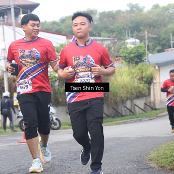 Runner Photo 5975913