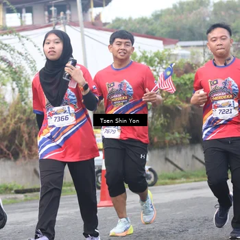 Runner Photo 5975916