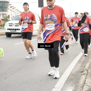 Runner Photo 5976073