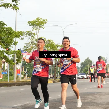 Runner Photo 5976123