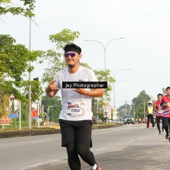 Runner Photo 5976194