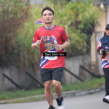 Runner Photo 5976244