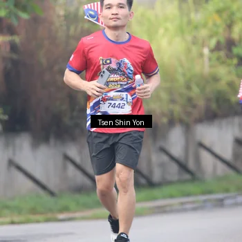 Runner Photo 5976303