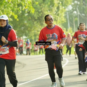 Runner Photo 5976341