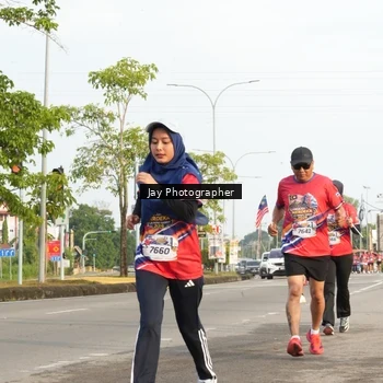Runner Photo 5976376