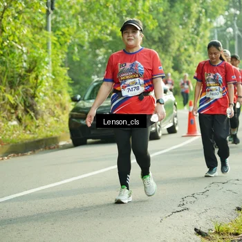 Runner Photo 5976485