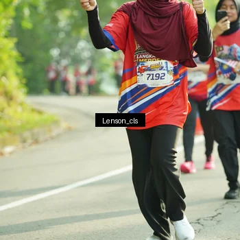 Runner Photo 5976499