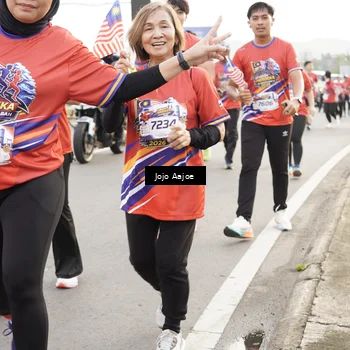 Runner Photo 5976555