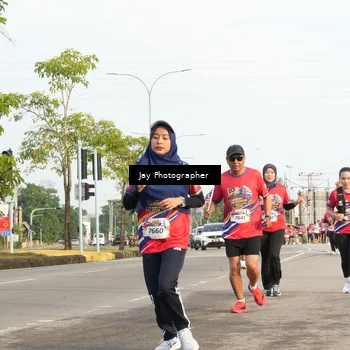 Runner Photo 5976561