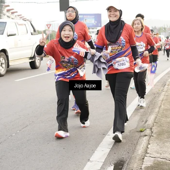 Runner Photo 5976610