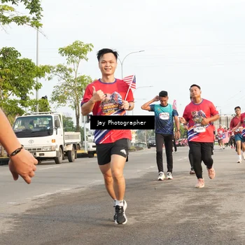 Runner Photo 5976700