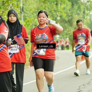 Runner Photo 5976791