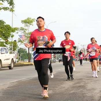 Runner Photo 5976793