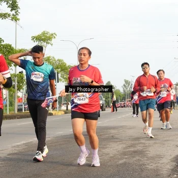 Runner Photo 5976811