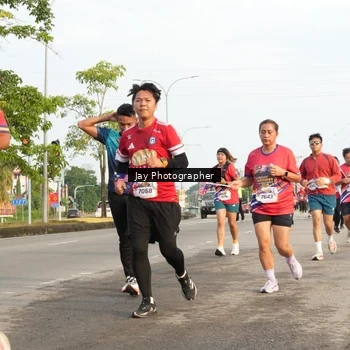 Runner Photo 5976823