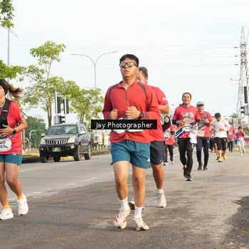 Runner Photo 5976882