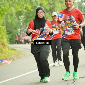 Runner Photo 5976948