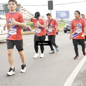 Runner Photo 5977230
