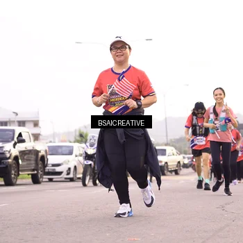 Runner Photo 5977300