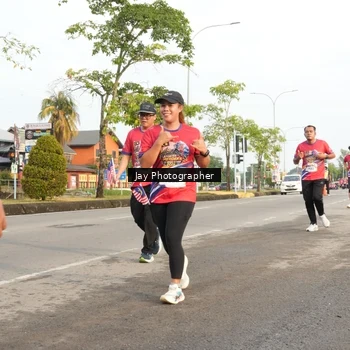 Runner Photo 5977378