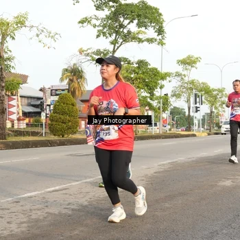 Runner Photo 5977421