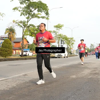 Runner Photo 5977486