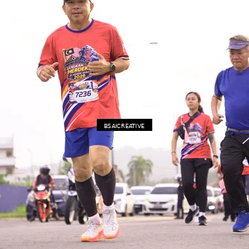 Runner Photo 5977493