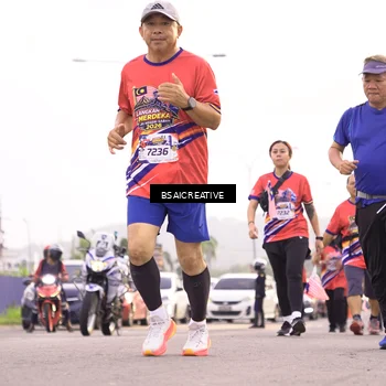 Runner Photo 5977494