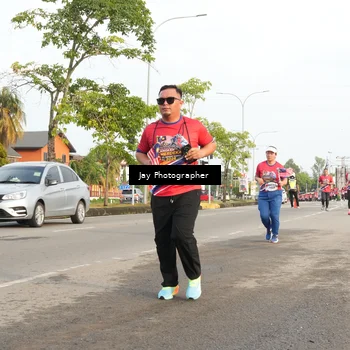 Runner Photo 5977525