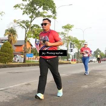 Runner Photo 5977572