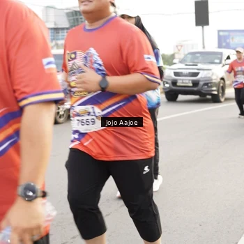 Runner Photo 5977598
