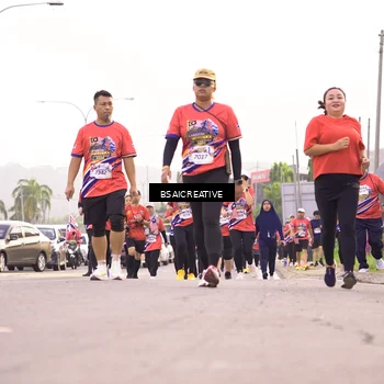 Runner Photo 5977624