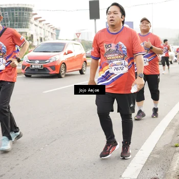 Runner Photo 5977754
