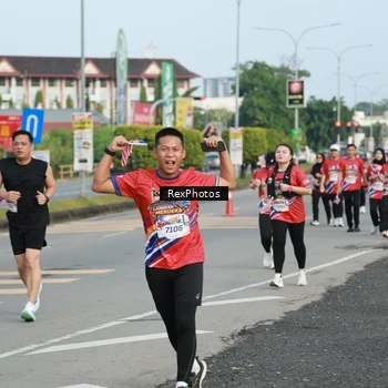 Runner Photo 5978054