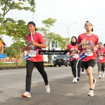 Runner Photo 5978069