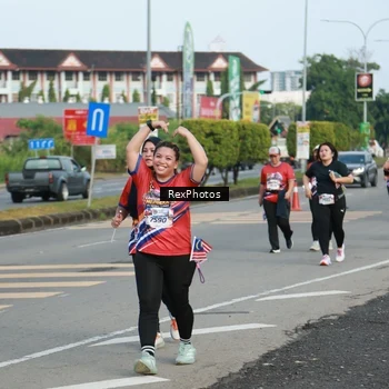 Runner Photo 5978073
